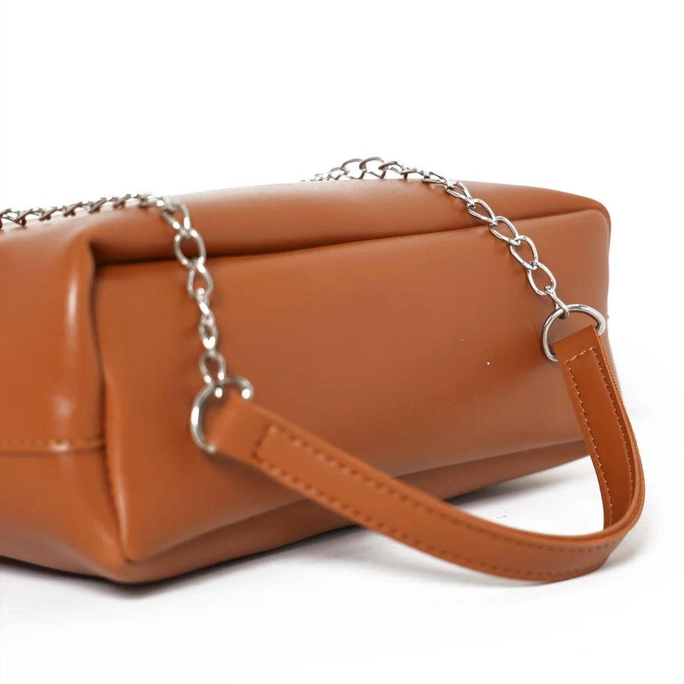 Laverna Shoulder Bag